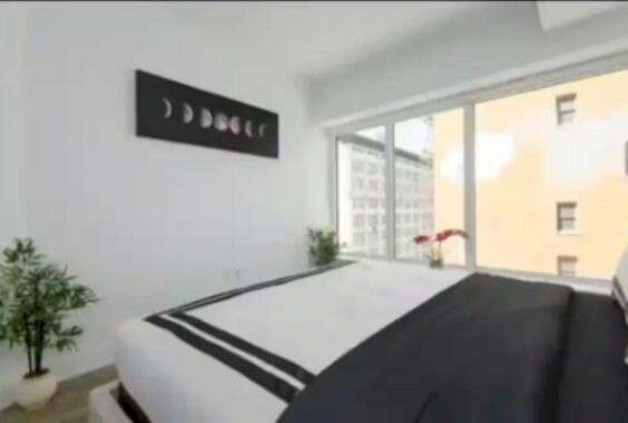 Appartement Stunning 3 Bedroom High-rise With Pool, Spa, And Rooftop Views